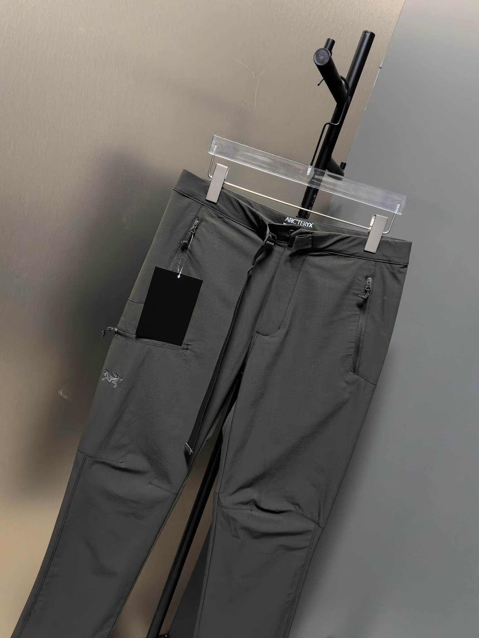 ARC’TERYX Original Gamma AR Multipurpose Pants Review: High Performance in Any Scenario - 图片 5