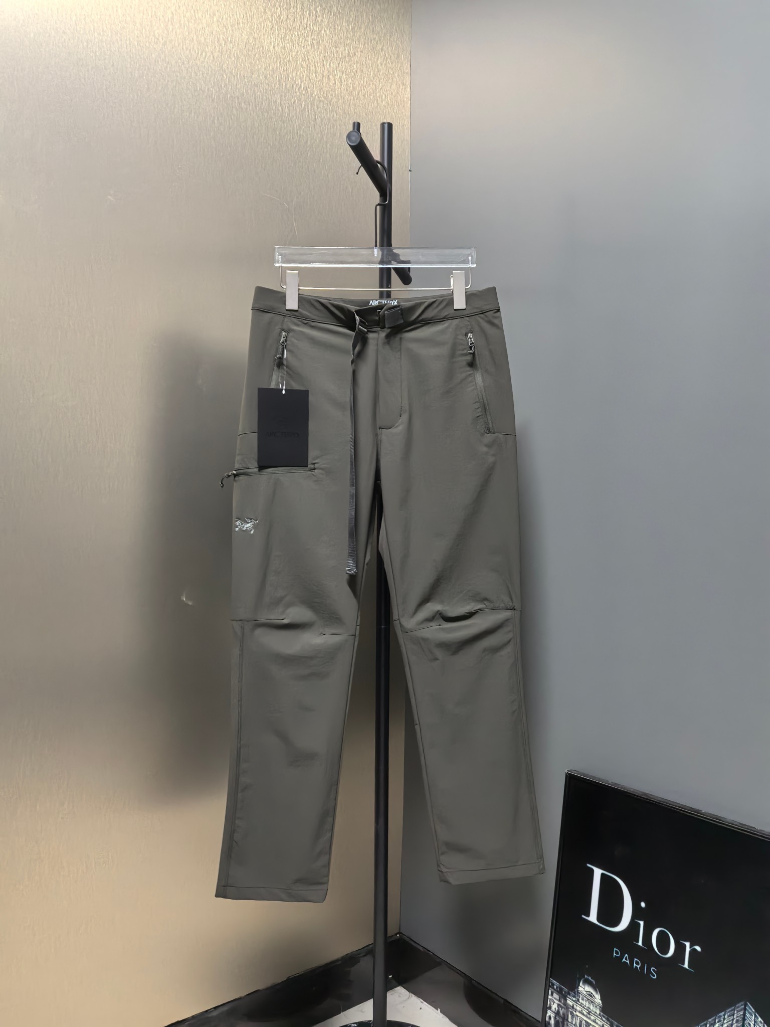 ARC’TERYX Original Gamma AR Multipurpose Pants Review: High Performance in Any Scenario