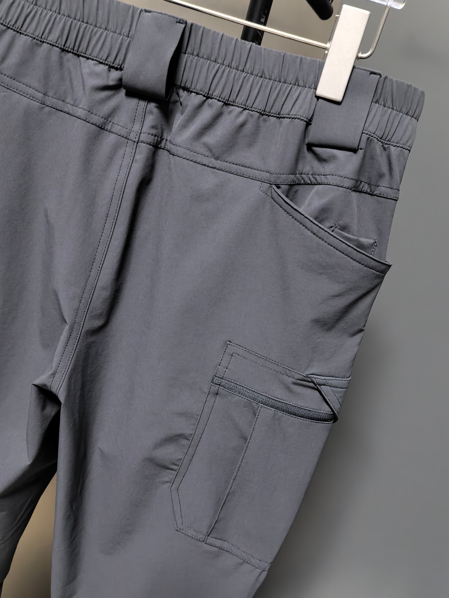 Review: ARC’TERYX Original Birds Patrol AR Pants – Functional, Stylish, and High-Performance Outdoor Gear - 图片 8