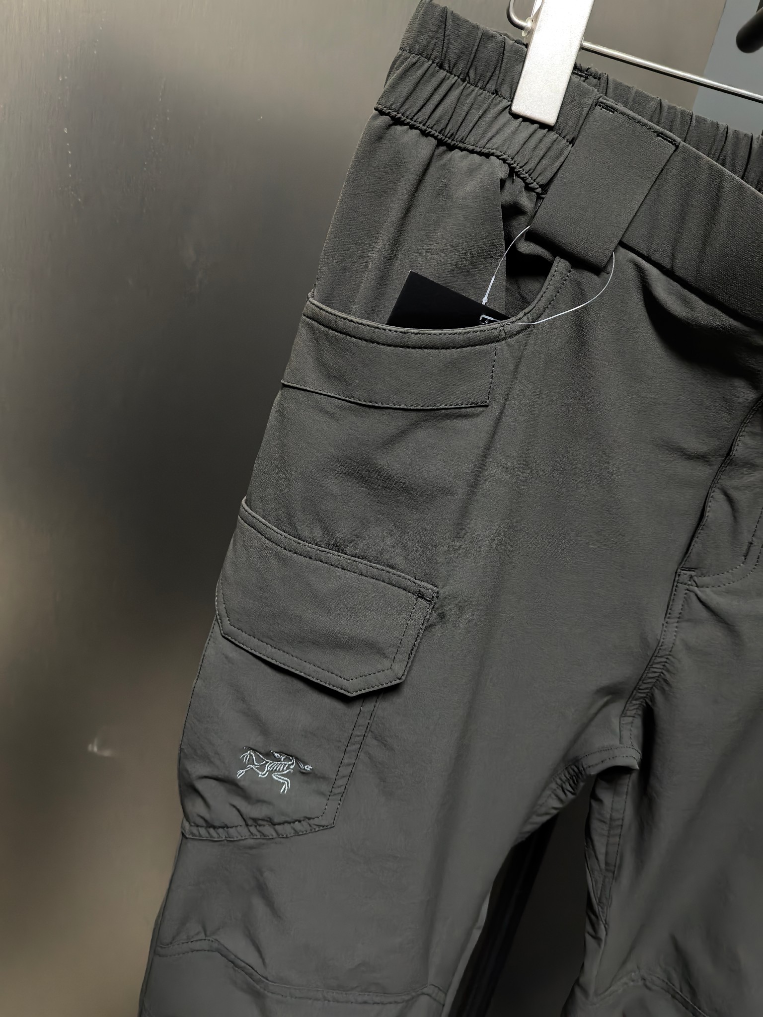 Review: ARC’TERYX Original Birds Patrol Pants – High-Performance Outdoor Gear - 图片 2