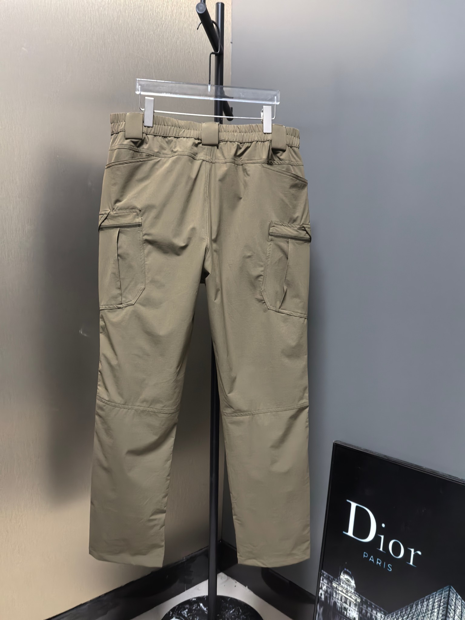 ARC’TERYX Original Birds Patrol AR Pants Review: Functional, Stylish, and High-Performance Outdoor Wear - 图片 7