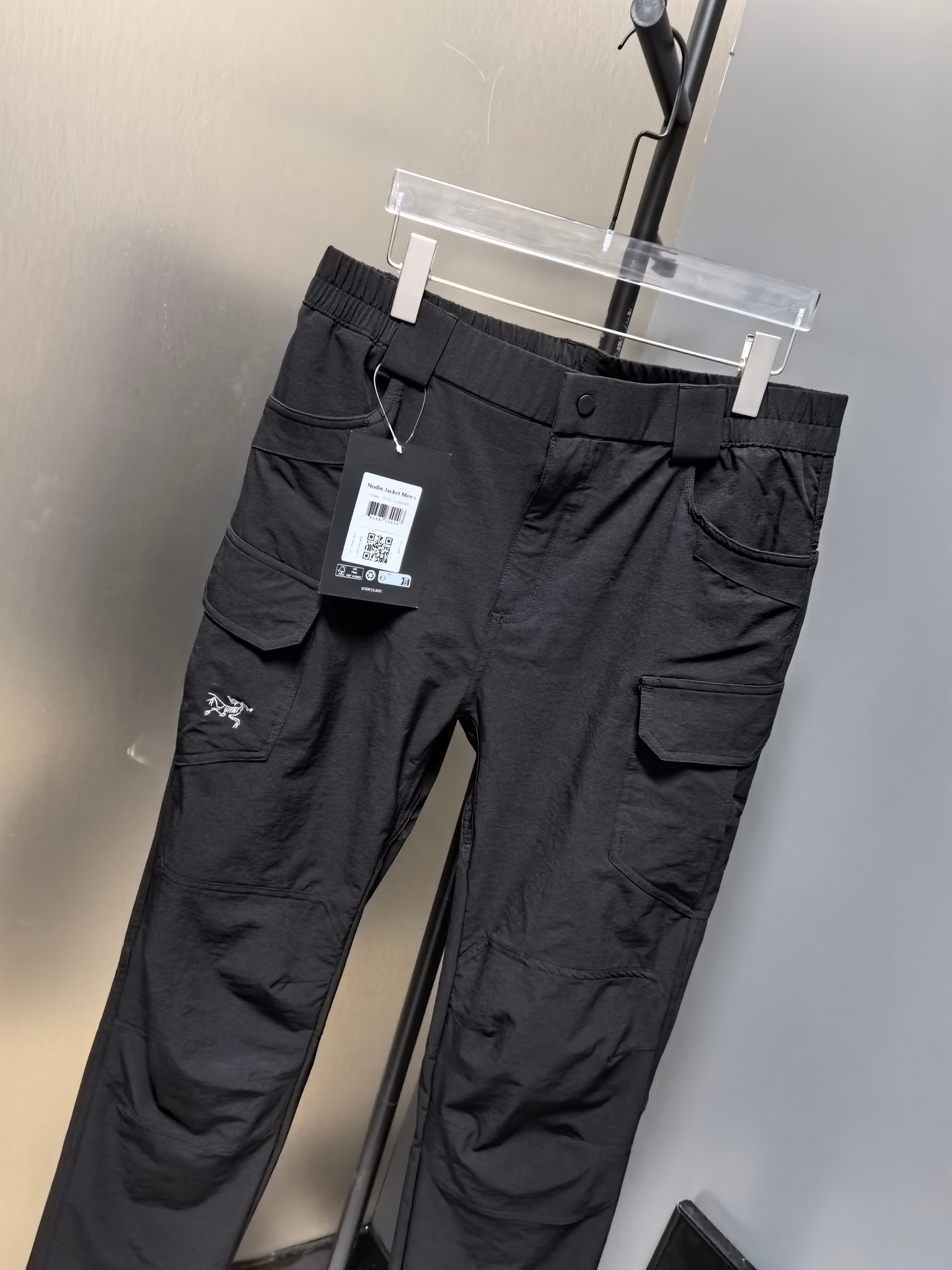 ARC’TERYX Original Birds Patrol AR Pants Review: High-Performance Outdoor Wear for Enthusiasts - 图片 5