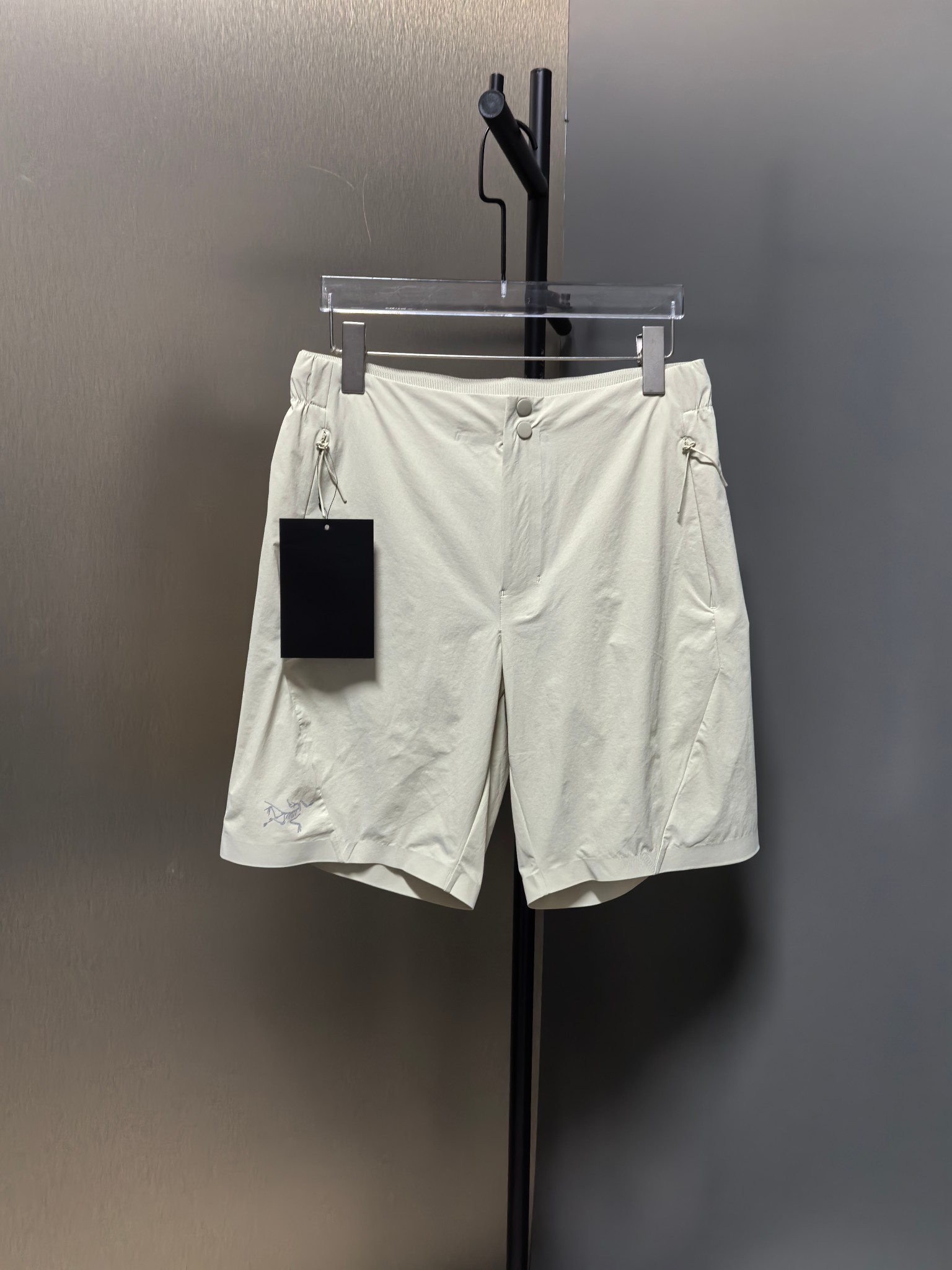 Shorts 08232