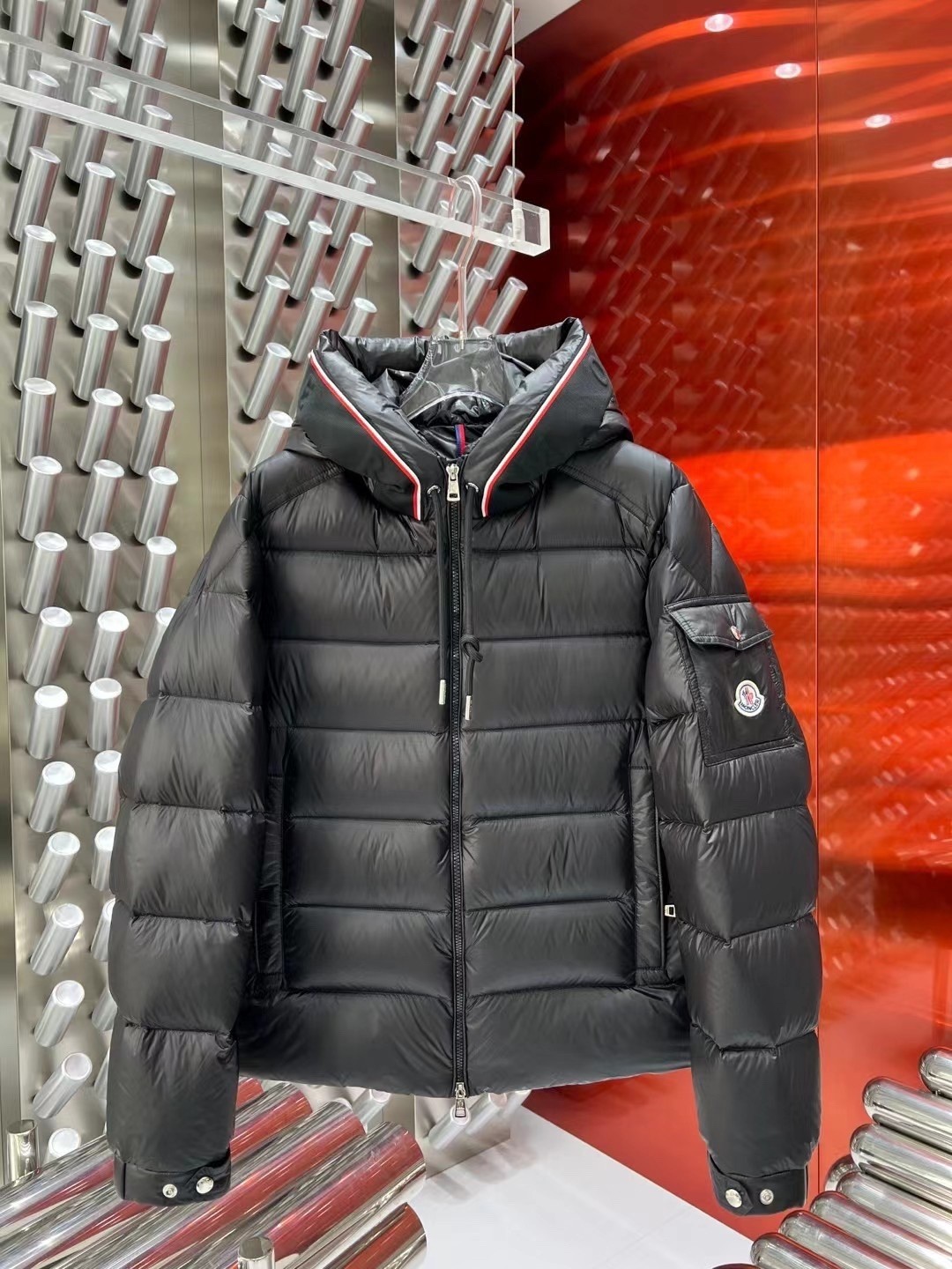Calidad de tienda oficial, versión de primera calidad. Nuevo para otoño/invierno 2024 🆕 Chaqueta de plumas de alta ver…