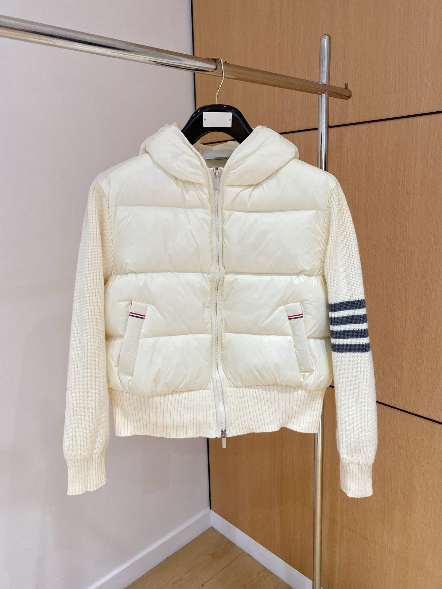 Nuevo para otoño/invierno 2025 (plumón tejido) 🆕 herrajes personalizados originales, importados y personalizados, bien…