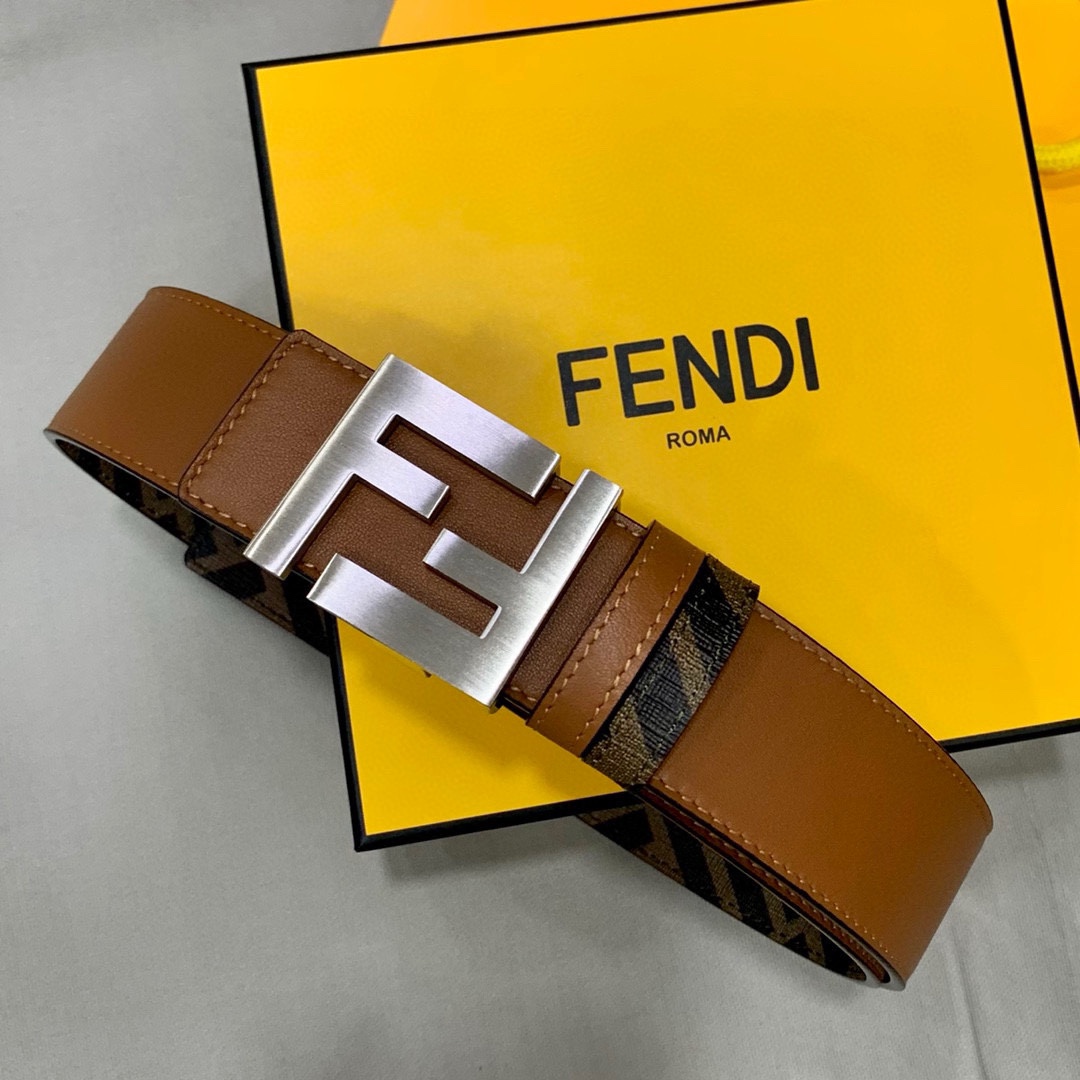 FENDI芬迪专柜同款宽4.0CM双环正反用腰带FF按钉搭扣土黄色CuoioRomano皮革材质反面面料