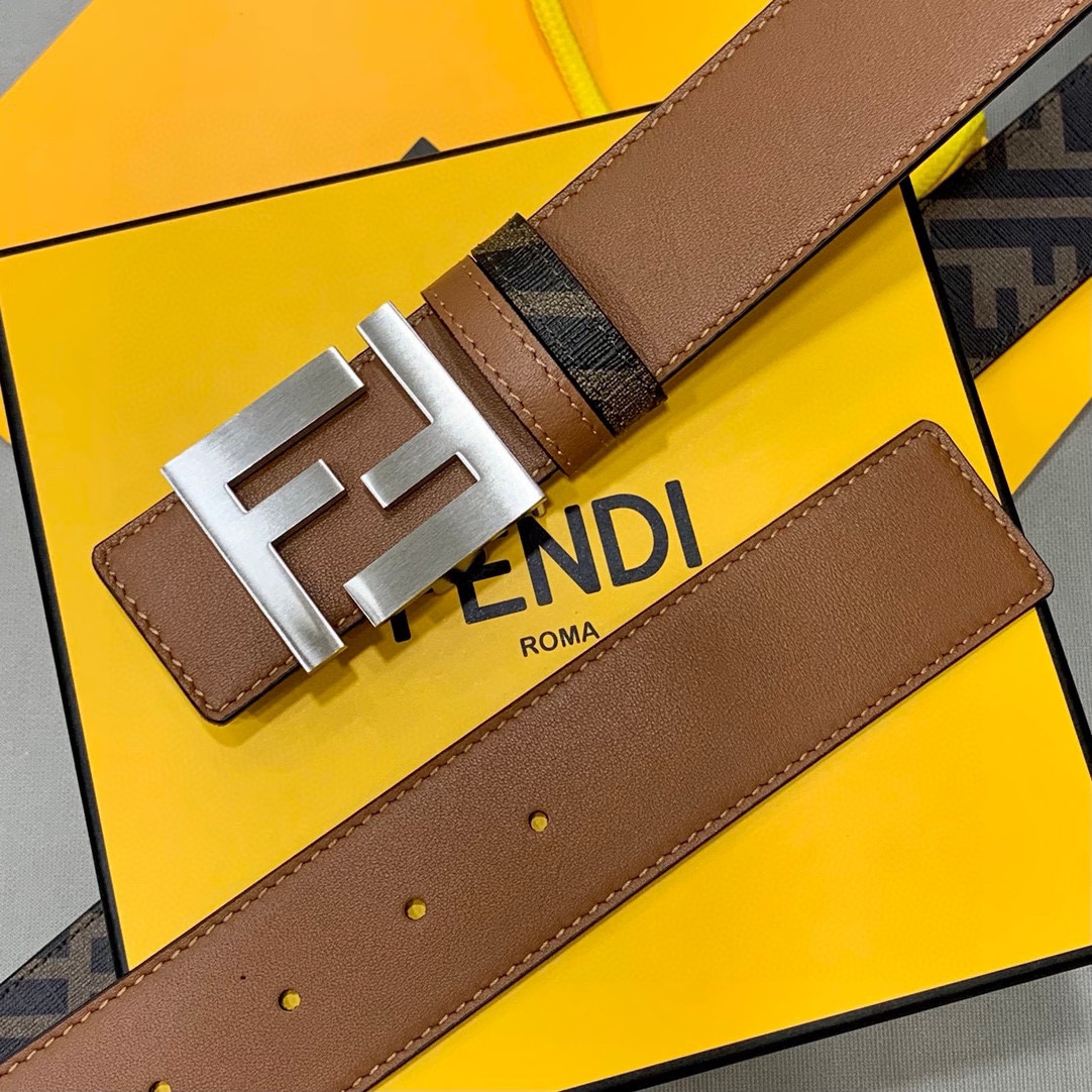 FENDI芬迪专柜同款宽4.0CM双环正反用腰带FF按钉搭扣土黄色CuoioRomano皮革材质反面面料