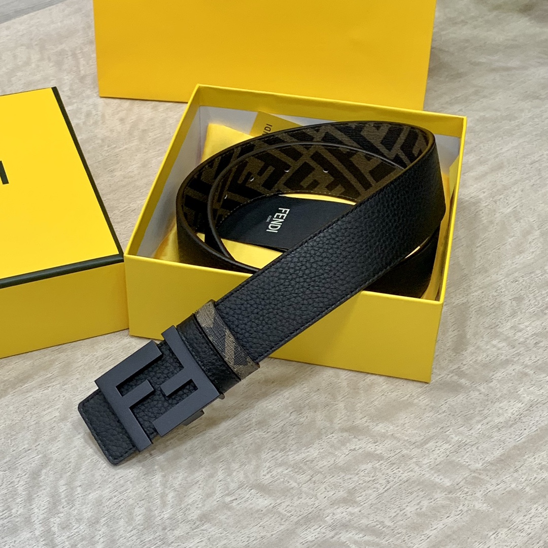 FENDI芬迪专柜同款宽4.0CM双环正反用腰带FF按钉搭扣黑色CuoioRomano皮革材质反面面料带