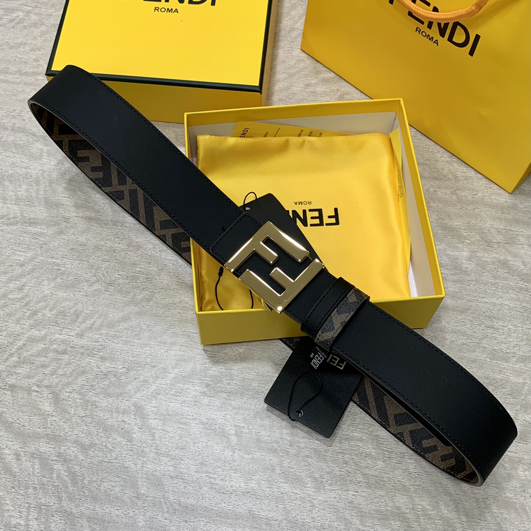 FENDI芬迪专柜同款宽4.0CM双环正反用腰带FF按钉搭扣黑色CuoioRomano皮革材质反面面料带