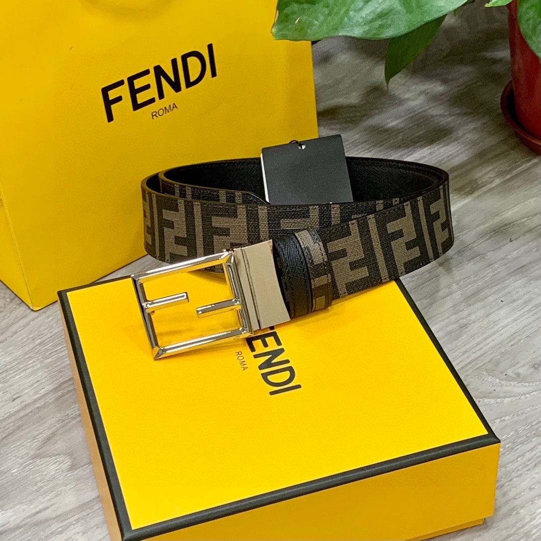 FENDI芬迪专柜同款宽4.0CM双环正反用腰带FF按钉搭扣黑色CuoioRomano皮革材质反面面料带