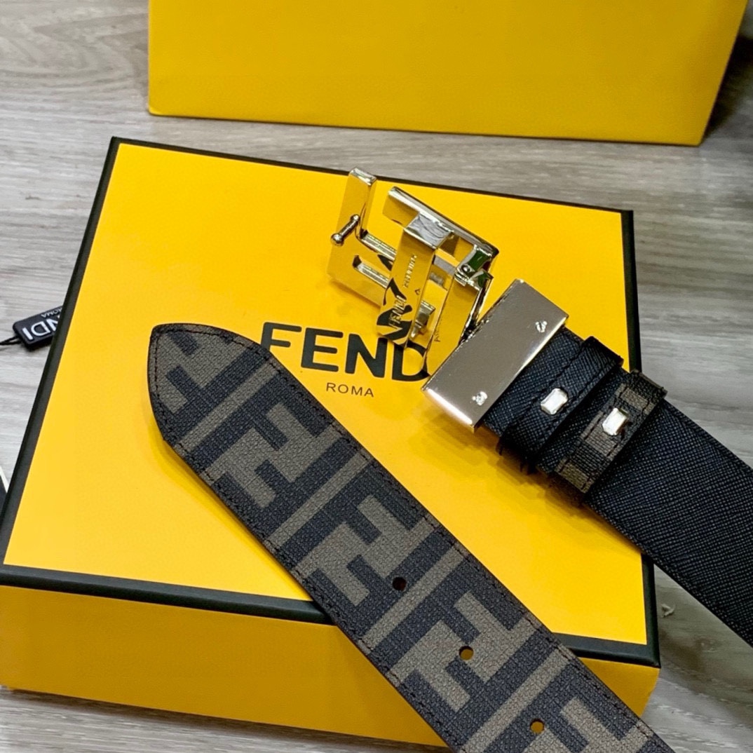 FENDI芬迪专柜同款宽4.0CM双环正反用腰带FF按钉搭扣黑色CuoioRomano皮革材质反面面料带