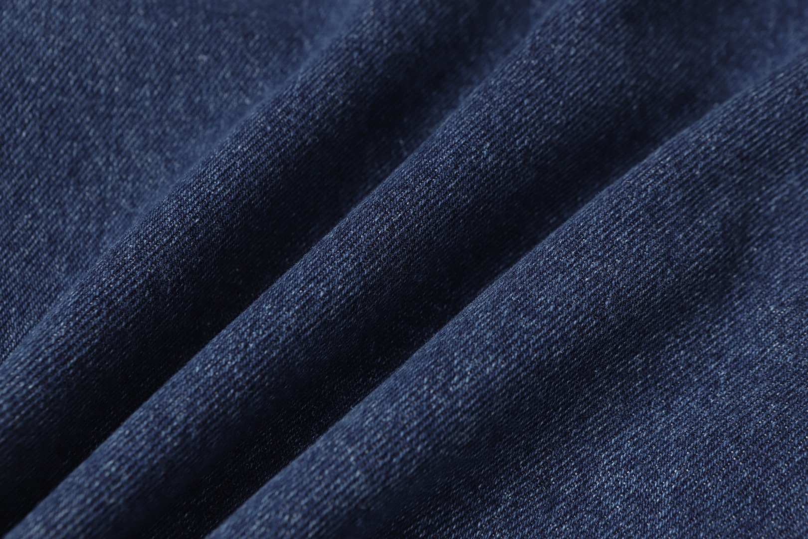 Louis Vuitton/路易威登 25ss 局部激光火烧牛仔裤-Chinese UA Cheap High Quatity Brand Clothes Bags handbags Sneakers wholesale wholesaler seller from China Factory suppliers Fashion Clothing Shoes best Quality Beautiful Price Louis Vuitton/路易威登 25ss 局部激光火烧牛仔裤