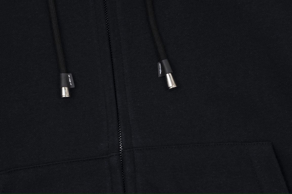High-quality Burberry Lamborghini cotton fabric with special color and meticulous details. - 图片 8