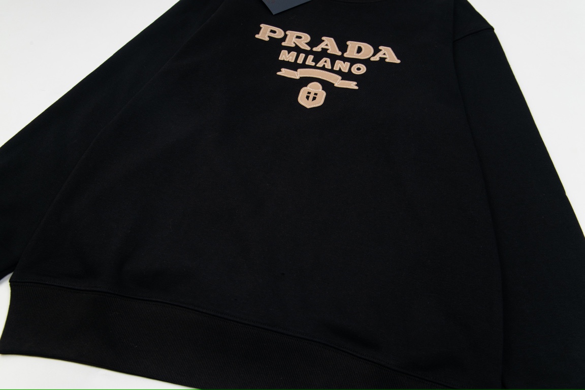 Prada Leather Handbag with Unique Embroidery and High-quality Materials - 图片 6