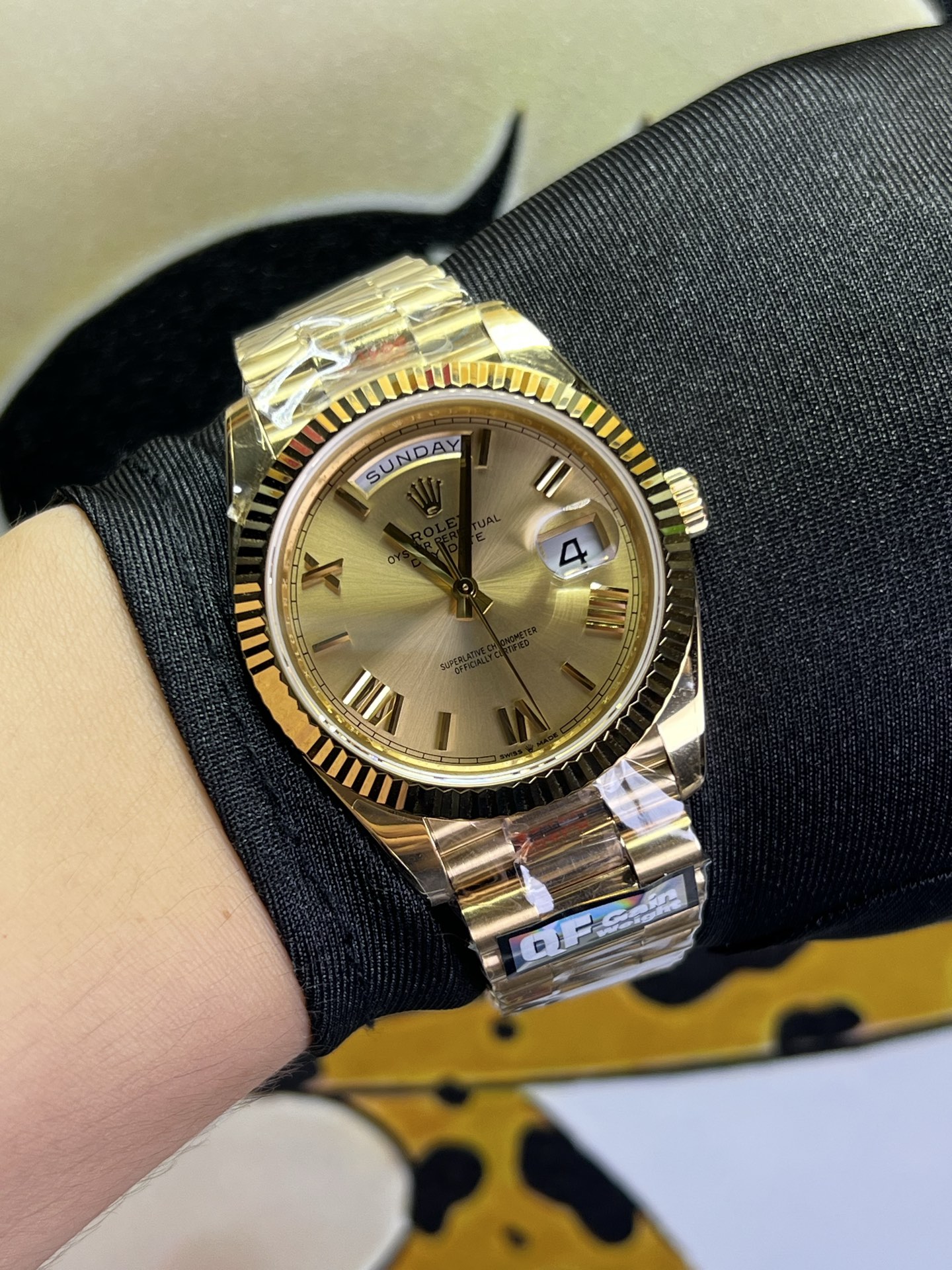 NO:945383,QF Weekly Diary DD Golden Roman Noodles v5 version, gold19860909QF 星期日志DD 黄金罗马面v5版本,,gold,Watch