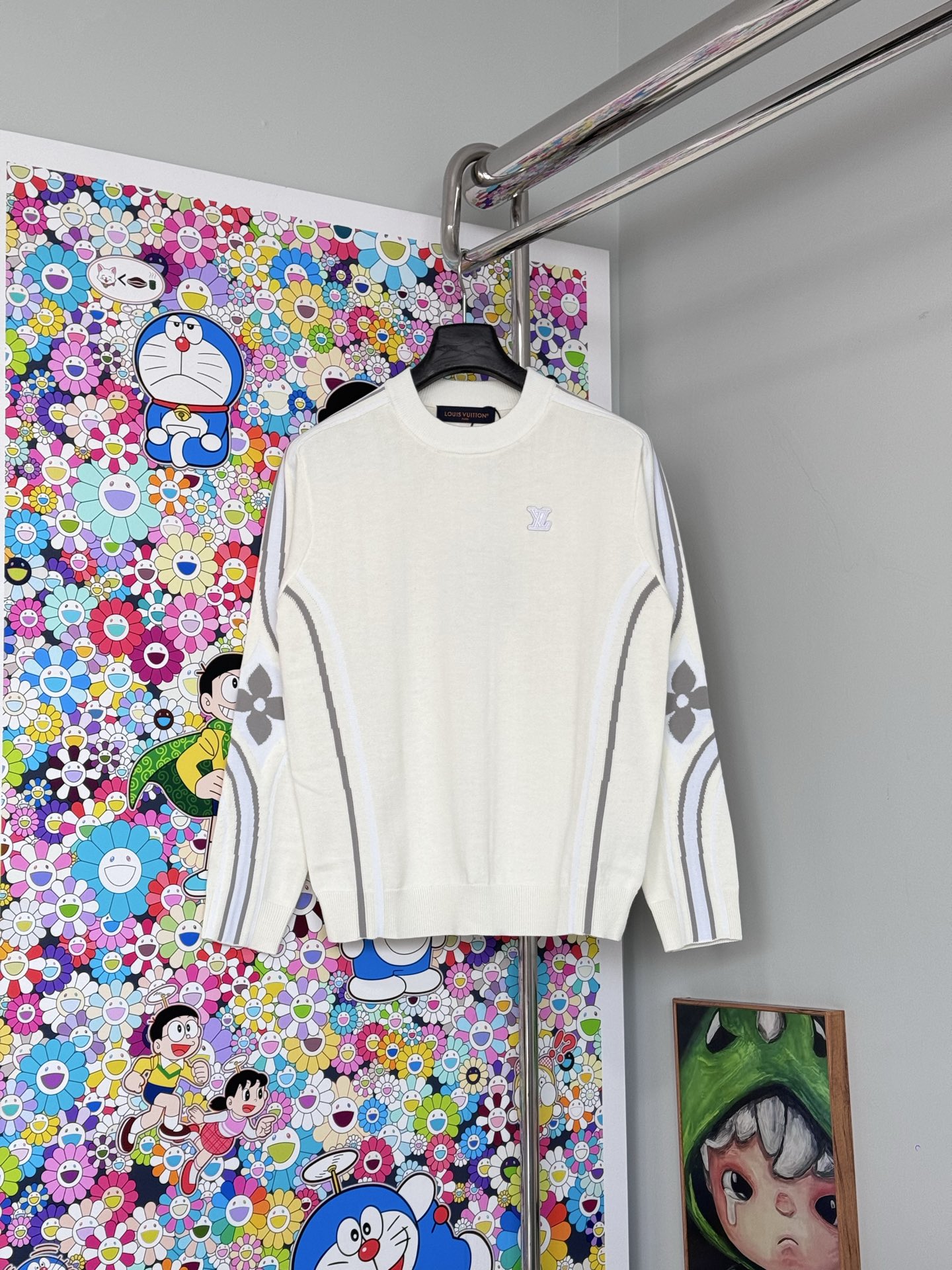 Jersey P245 LV con logo en intarsia