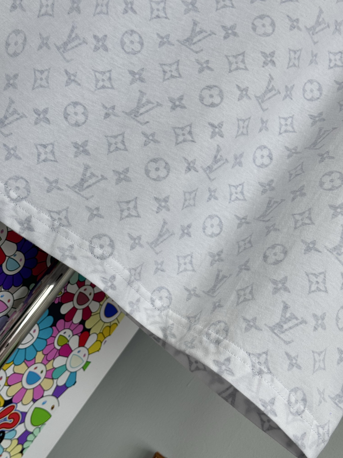 Louis Vuitton LV 领口链条满印短袖｜ 开版｜数码直喷