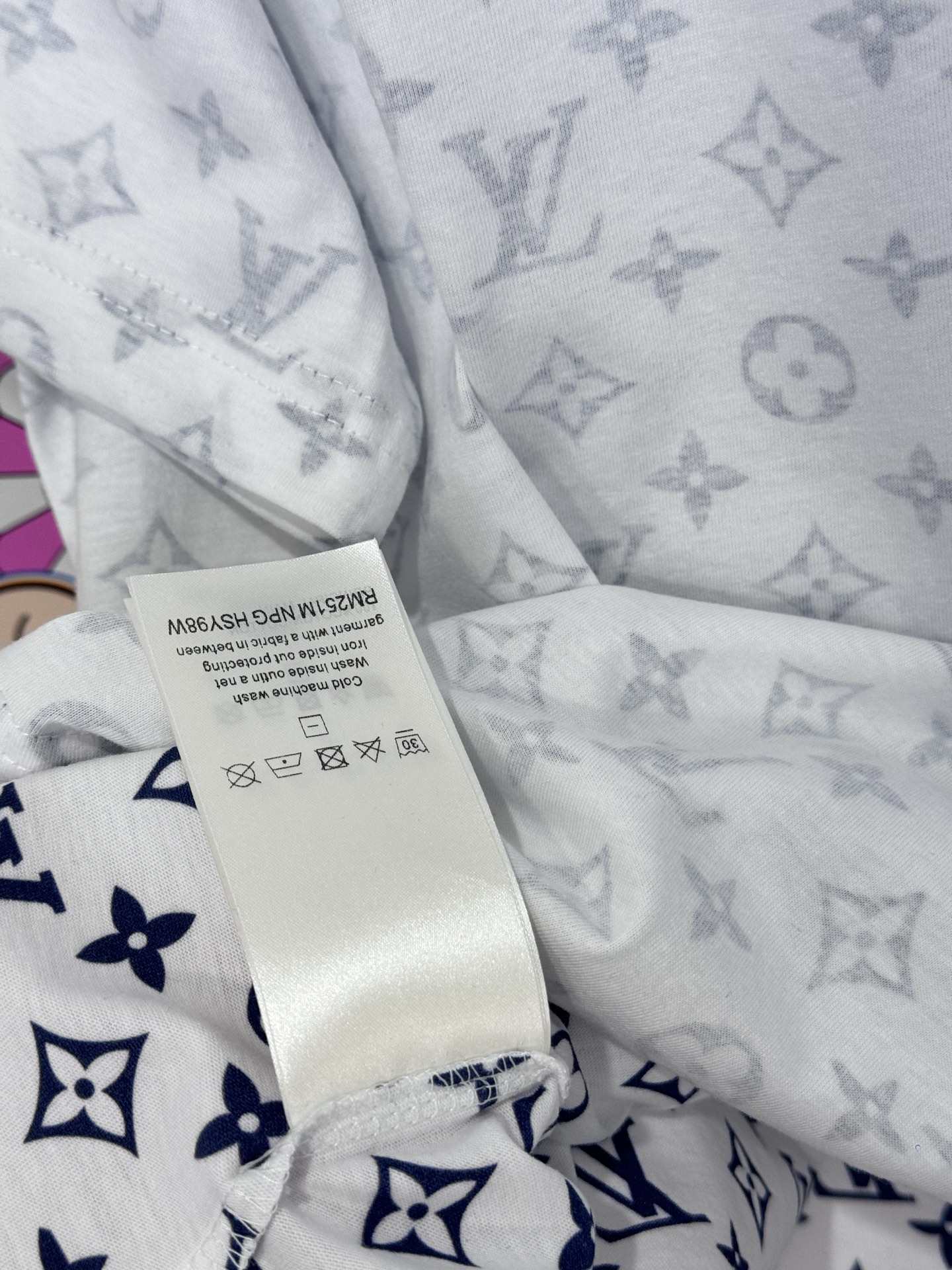 Louis Vuitton LV 领口链条满印短袖｜ 开版｜数码直喷
