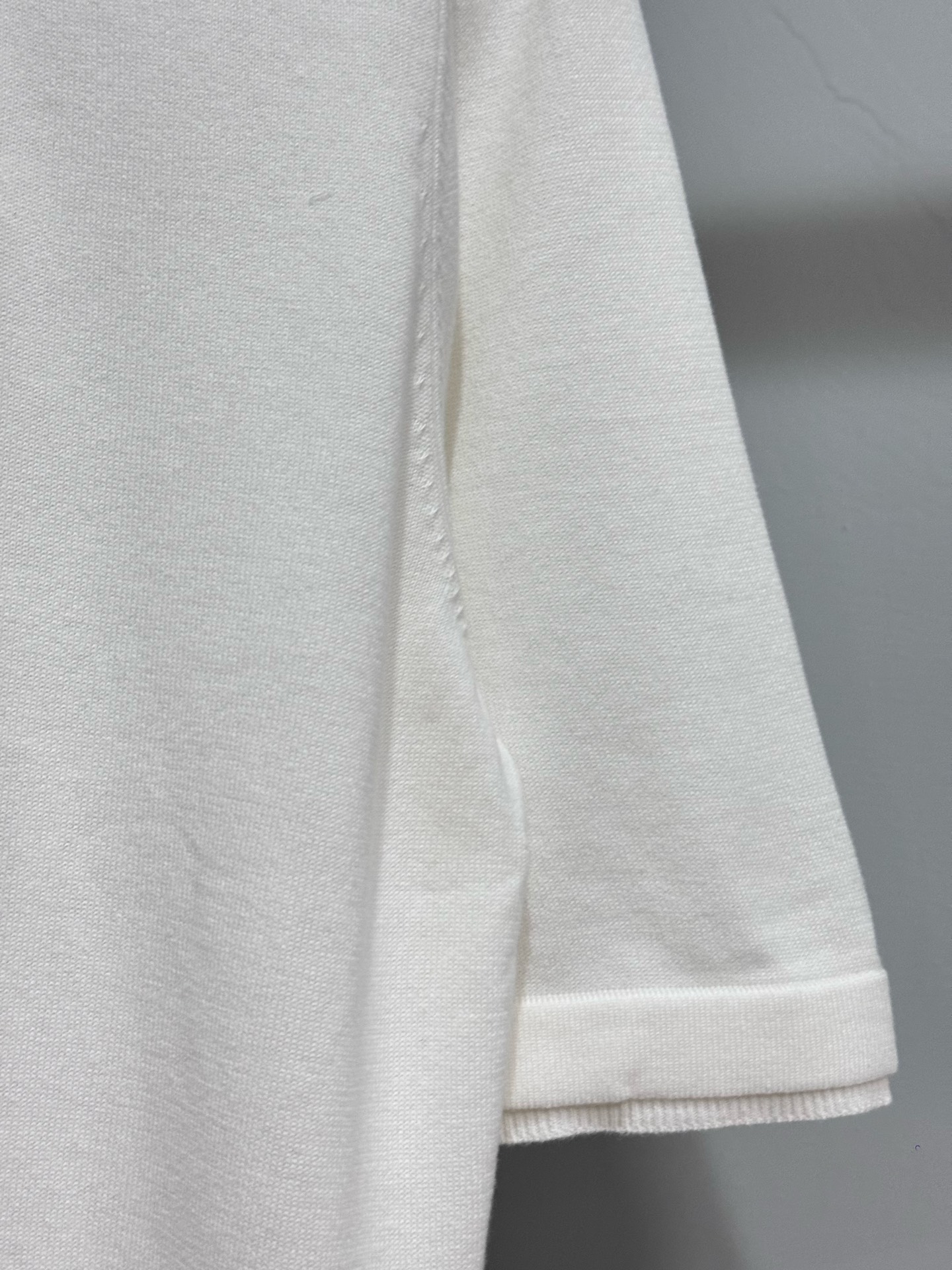 Louis Vuitton LV 24SS 纽扣套头Polo｜ 开发
