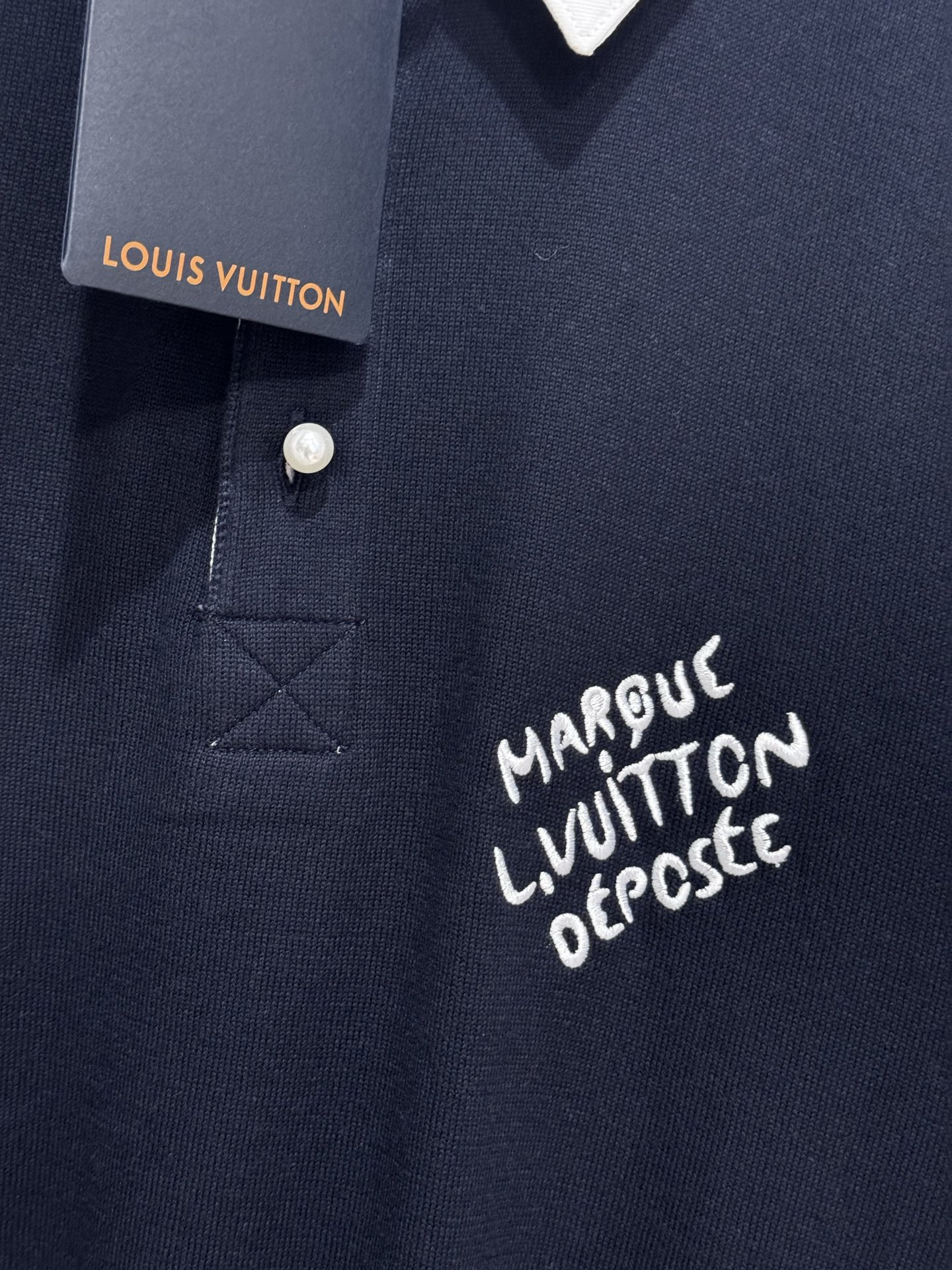 Louis Vuitton LV 24SS 纽扣套头Polo｜ 开发