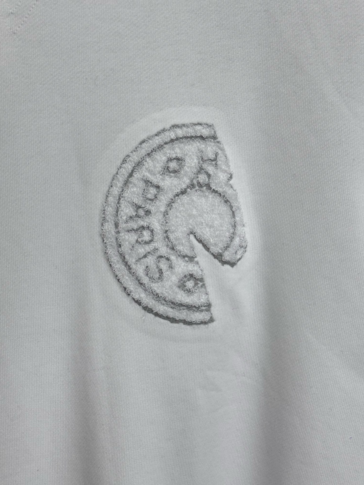 Hermès 爱马仕26SS刺绣贴片短袖