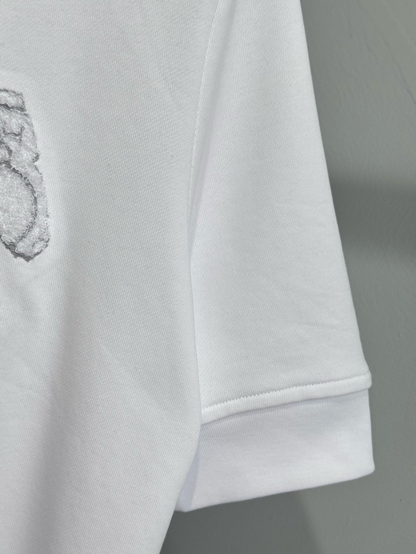 Hermès 爱马仕26SS刺绣贴片短袖