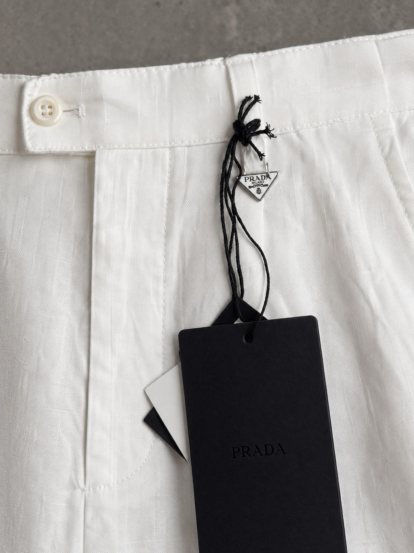 Prada pra亚麻套装短裤