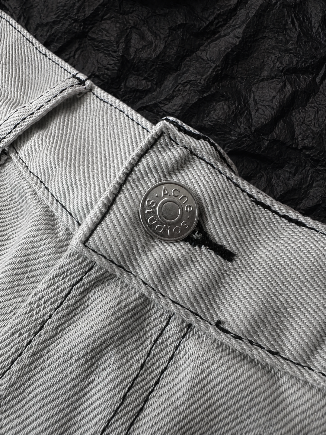 Acne Studios ACNE蝴蝶染色明线灰白牛仔裤