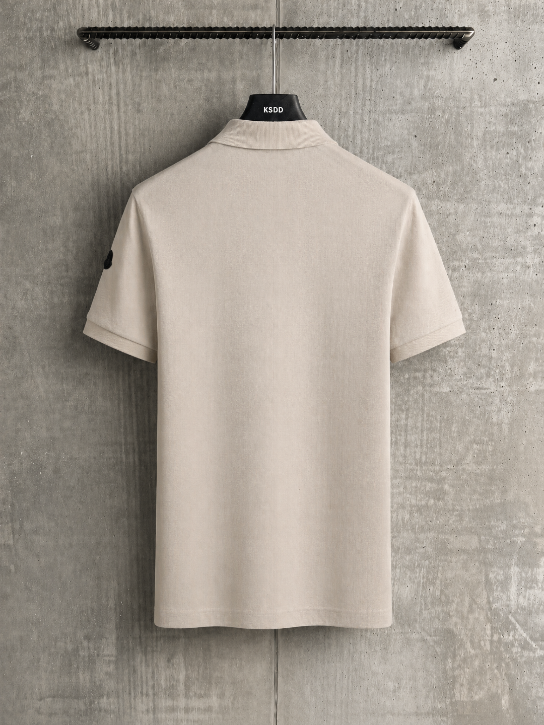 Moncler 蒙口MONCLER 26SS三粒扣Polo短袖