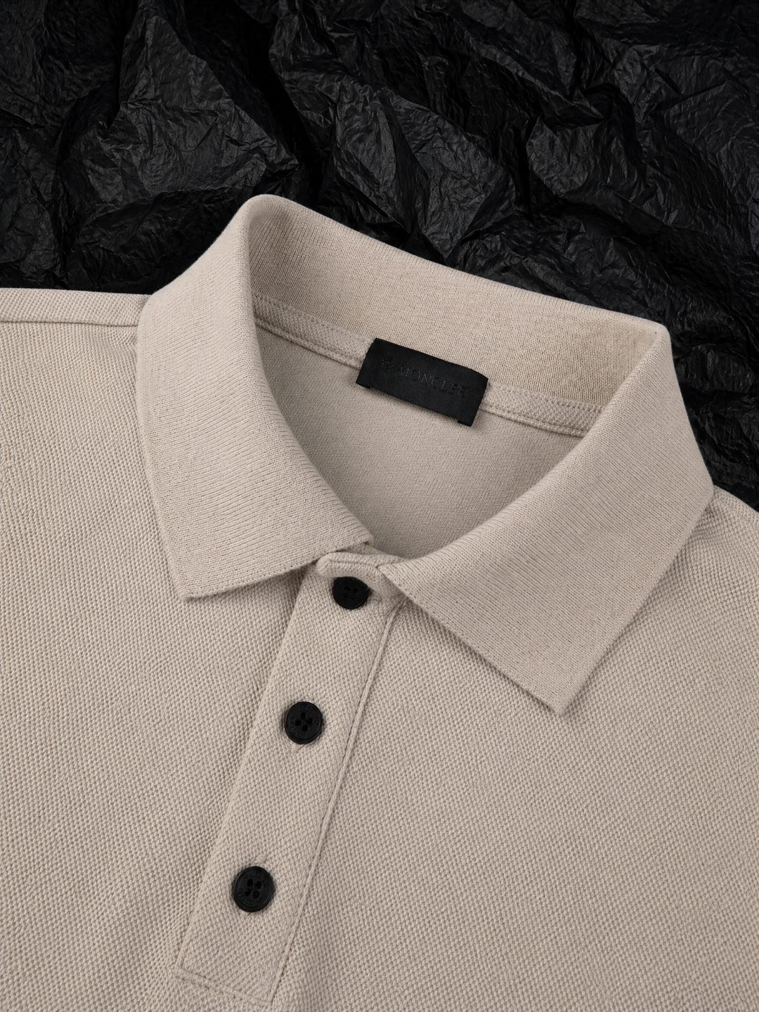 Moncler 蒙口MONCLER 26SS三粒扣Polo短袖