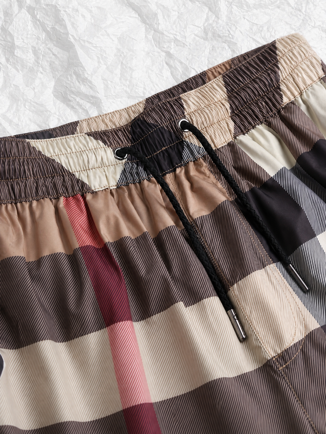 Burberry BBR 格纹沙滩短裤