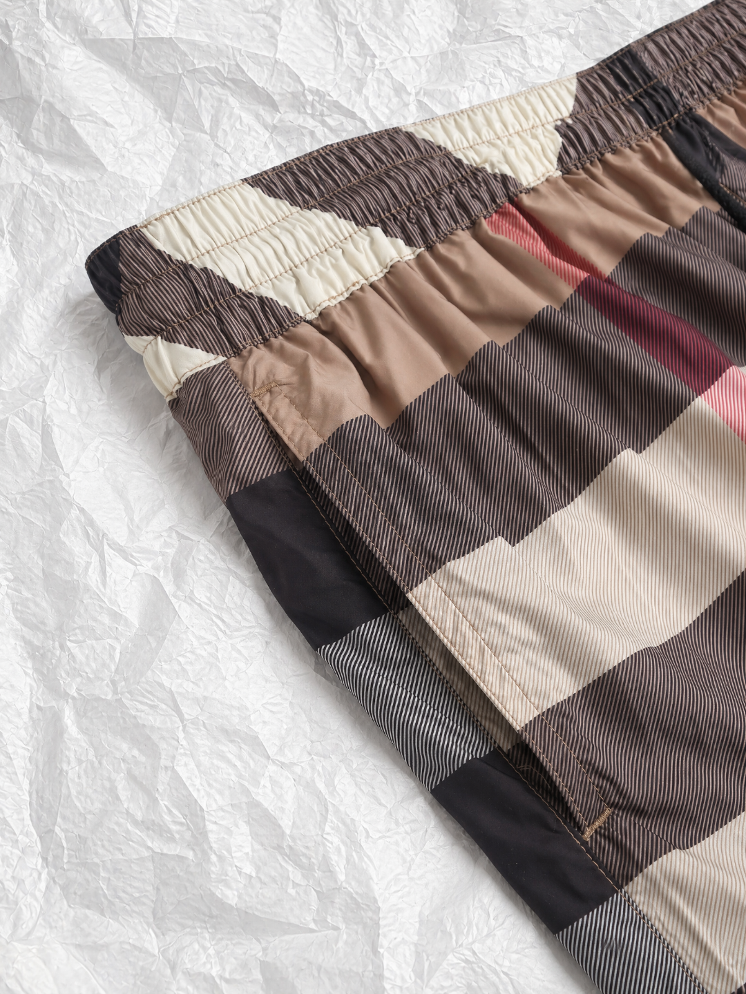 Burberry BBR 格纹沙滩短裤
