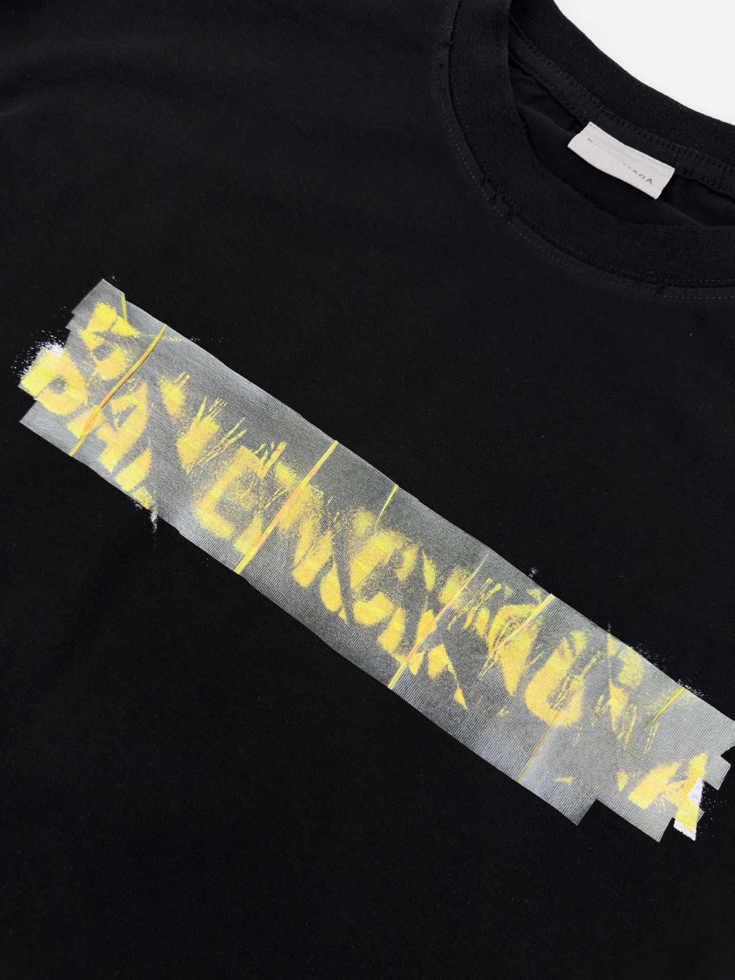 Balenciaga BAL胶带涂鸦短袖