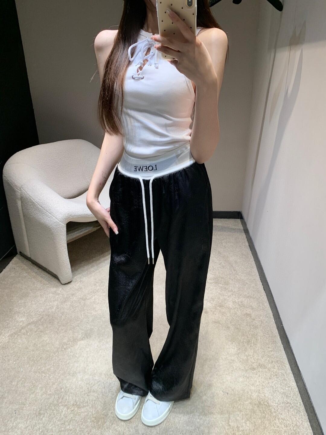 Loewe Women's Spring/Summer New Full Printed Dark Pattern Logo Acetate Pants 5 i1748156871393 8632 0 4