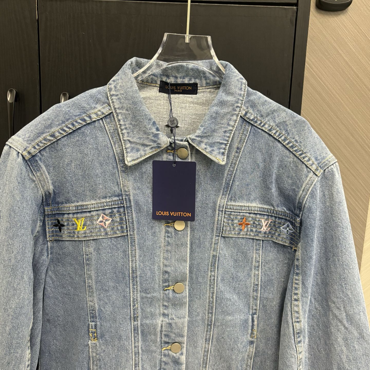 Louis Vuitton Spring Denim Jacket with Embroidered Logos - Light Blue 2 i1753890166905 636 0 1