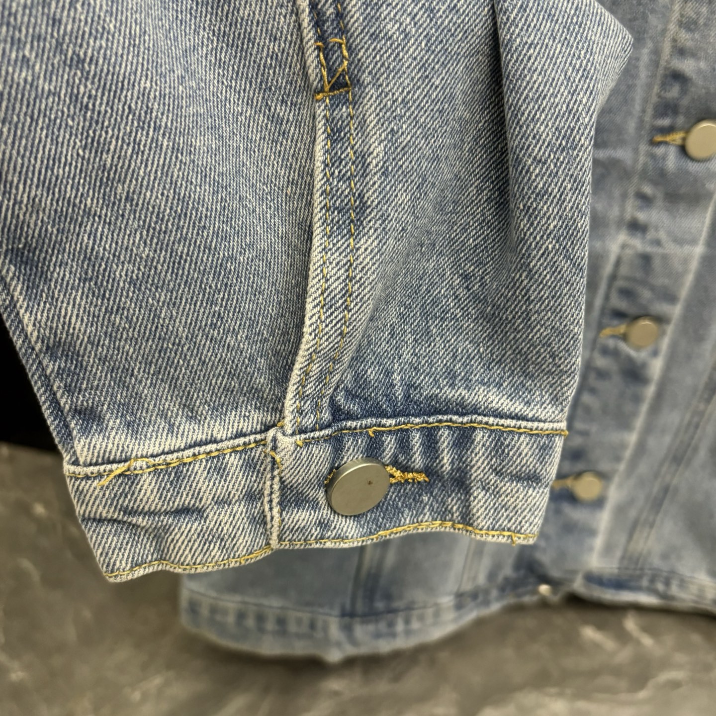 Louis Vuitton Spring Denim Jacket with Embroidered Logos - Light Blue 4 i1753890166939 5081 0 4