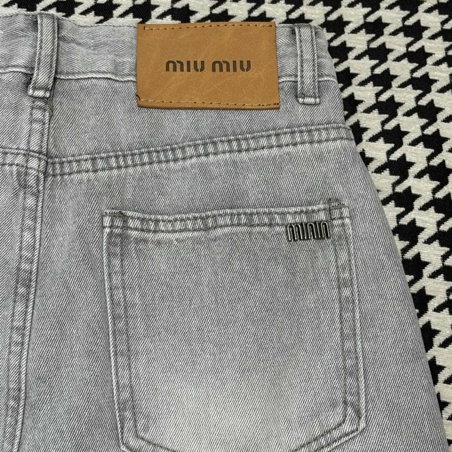 Miu Miu Women's Vintage Wash Gray Jeans - Spring/Summer Collection 8 i1754672722077 6103 0 7