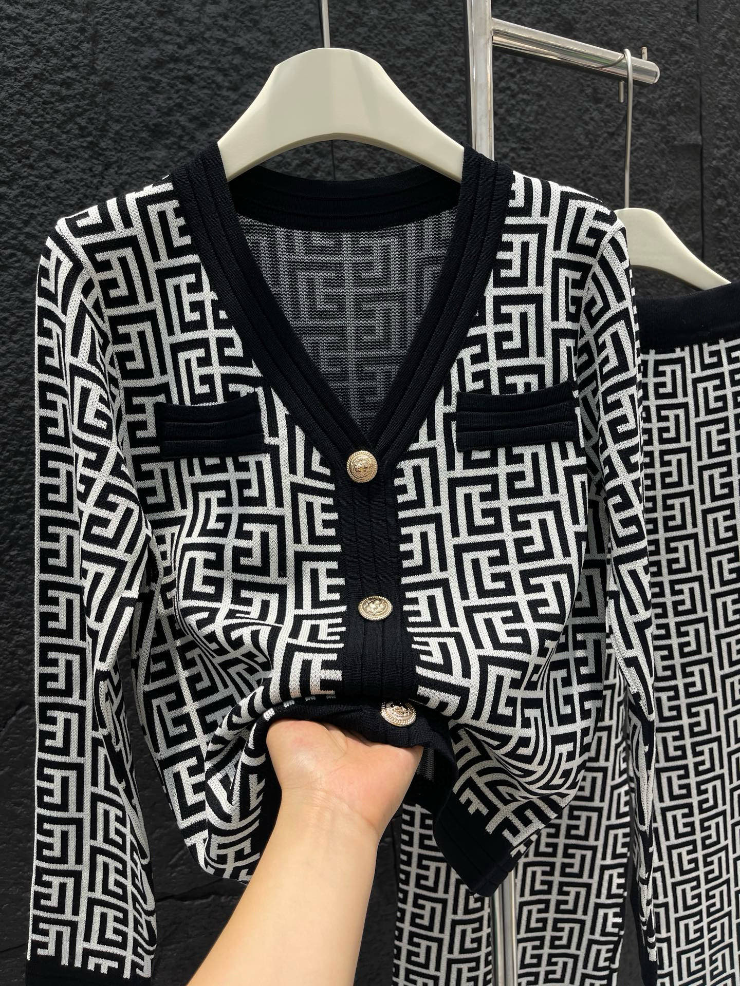 i1755510503289 7331 0 8