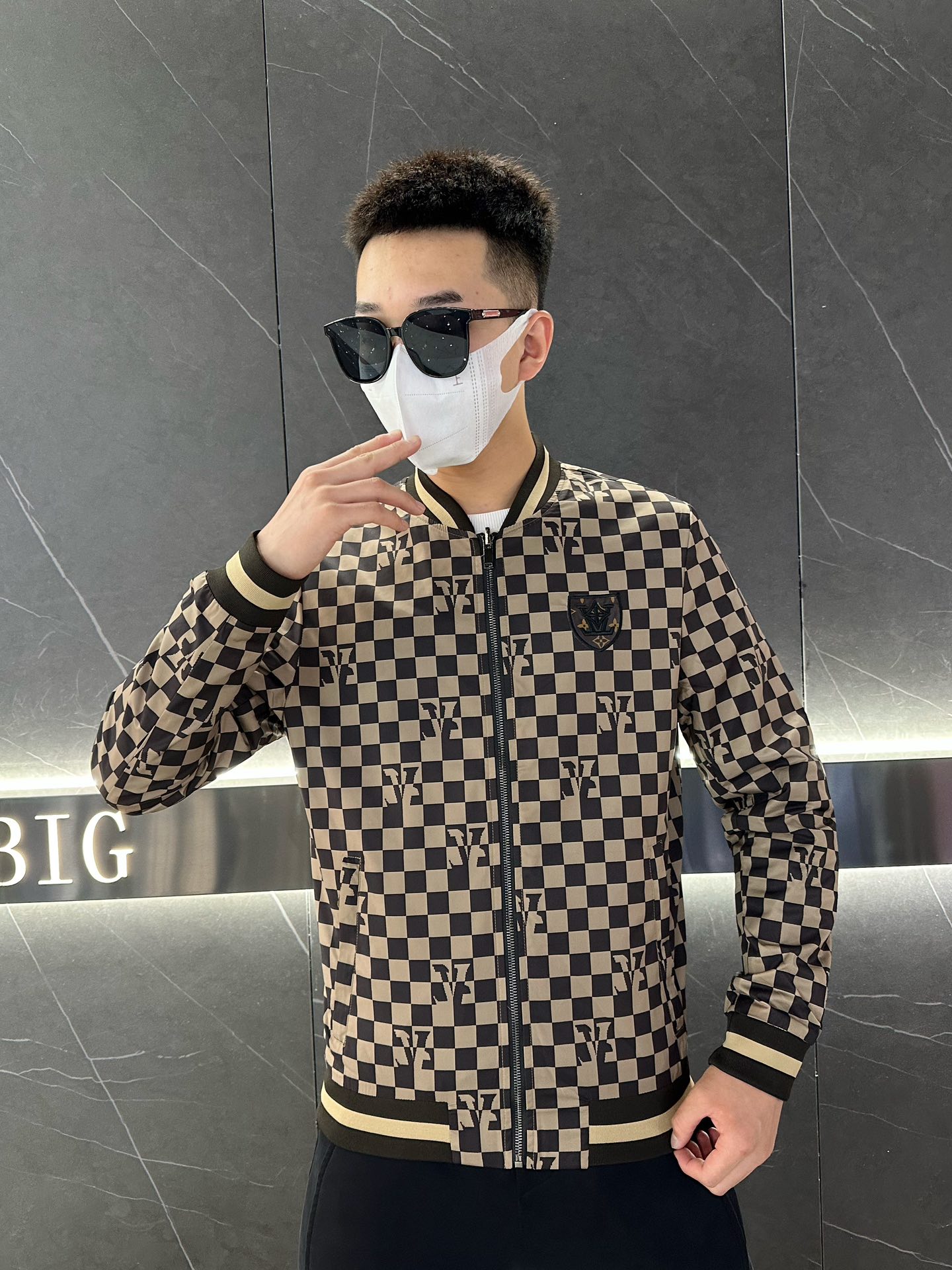 Wholesale
 Louis Vuitton Clothing Coats & Jackets Men Polyester Spandex Fall/Winter Collection Hooded Top