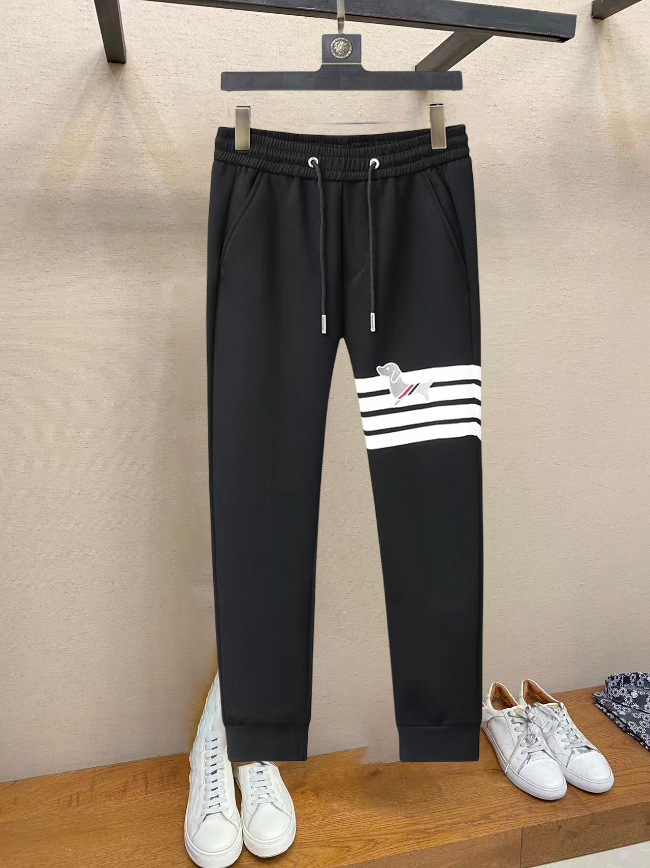 _dhF9s4dAc1T_tGdO39h4cXFsgJ4mOxkuQ5G1YLw