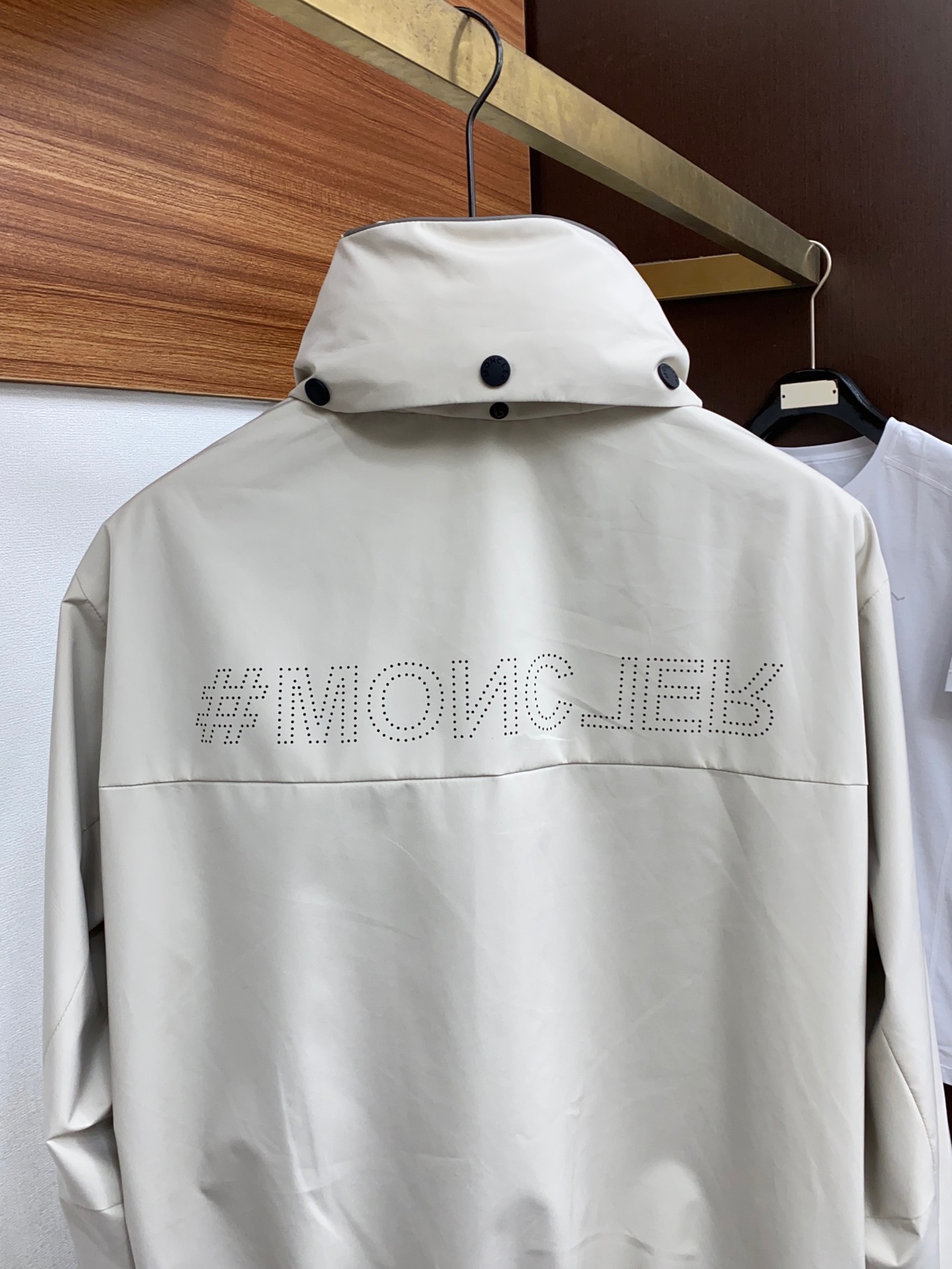 MONCLER/蒙口2024早秋GW专柜新款MONCLER家族年度高端系列原单奢华时尚休闲男士高端连帽风