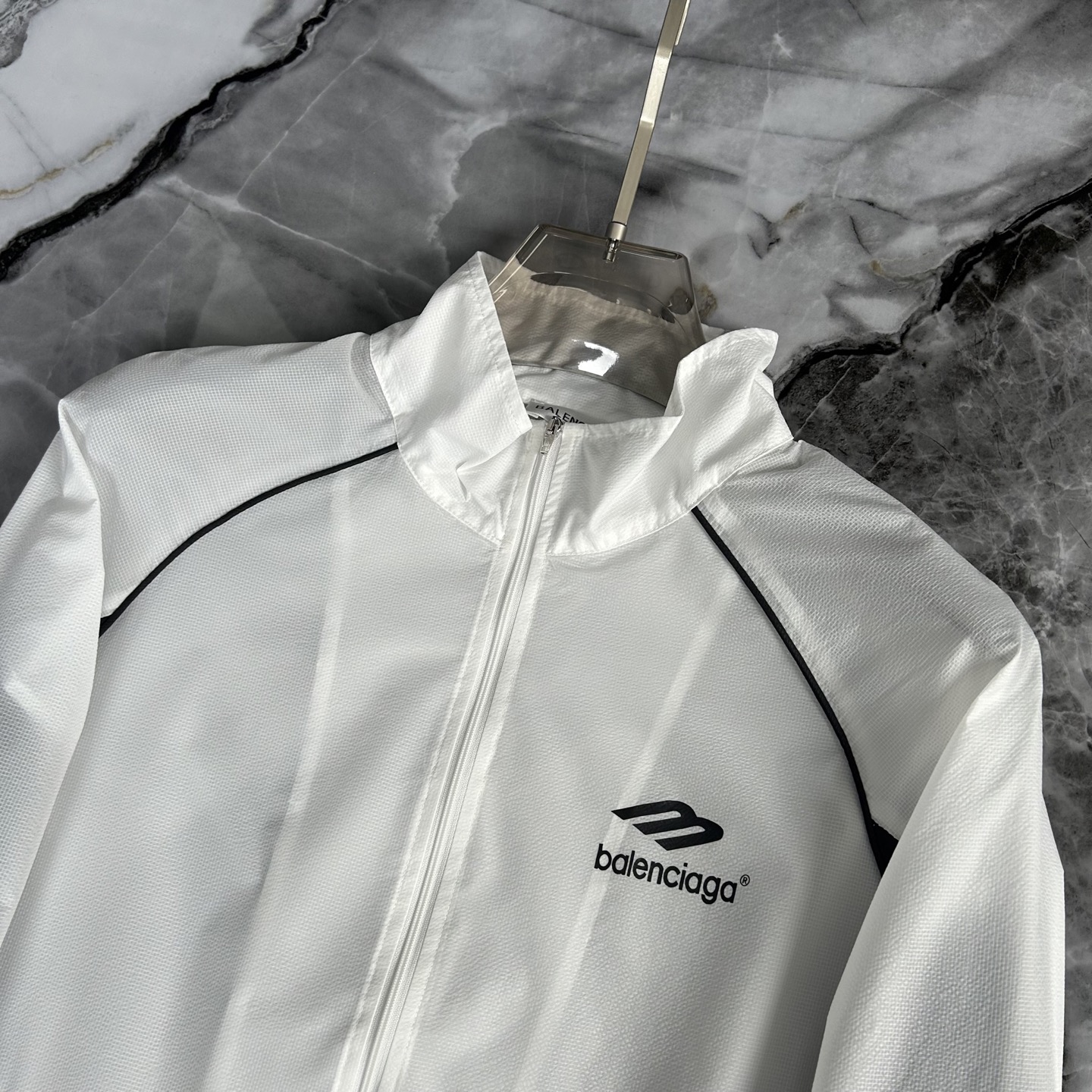 Balenciaga 2025 Limited Edition Outdoor Sunscreen Jackets for Men - 图片 5
