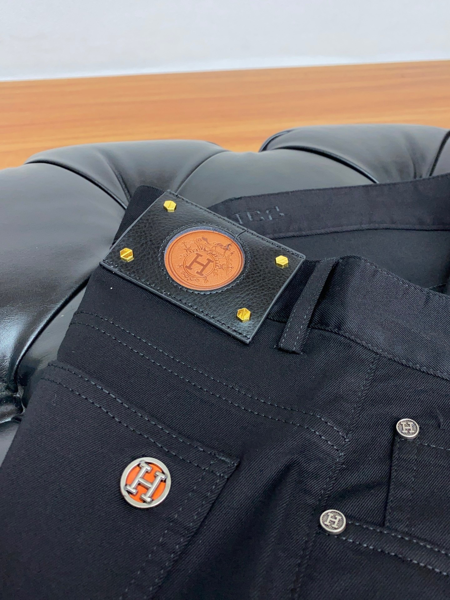 Luxurious Customized Summer Shorts by P506 HERMES/EMERMES: Top-class Style and Quality. - 图片 6