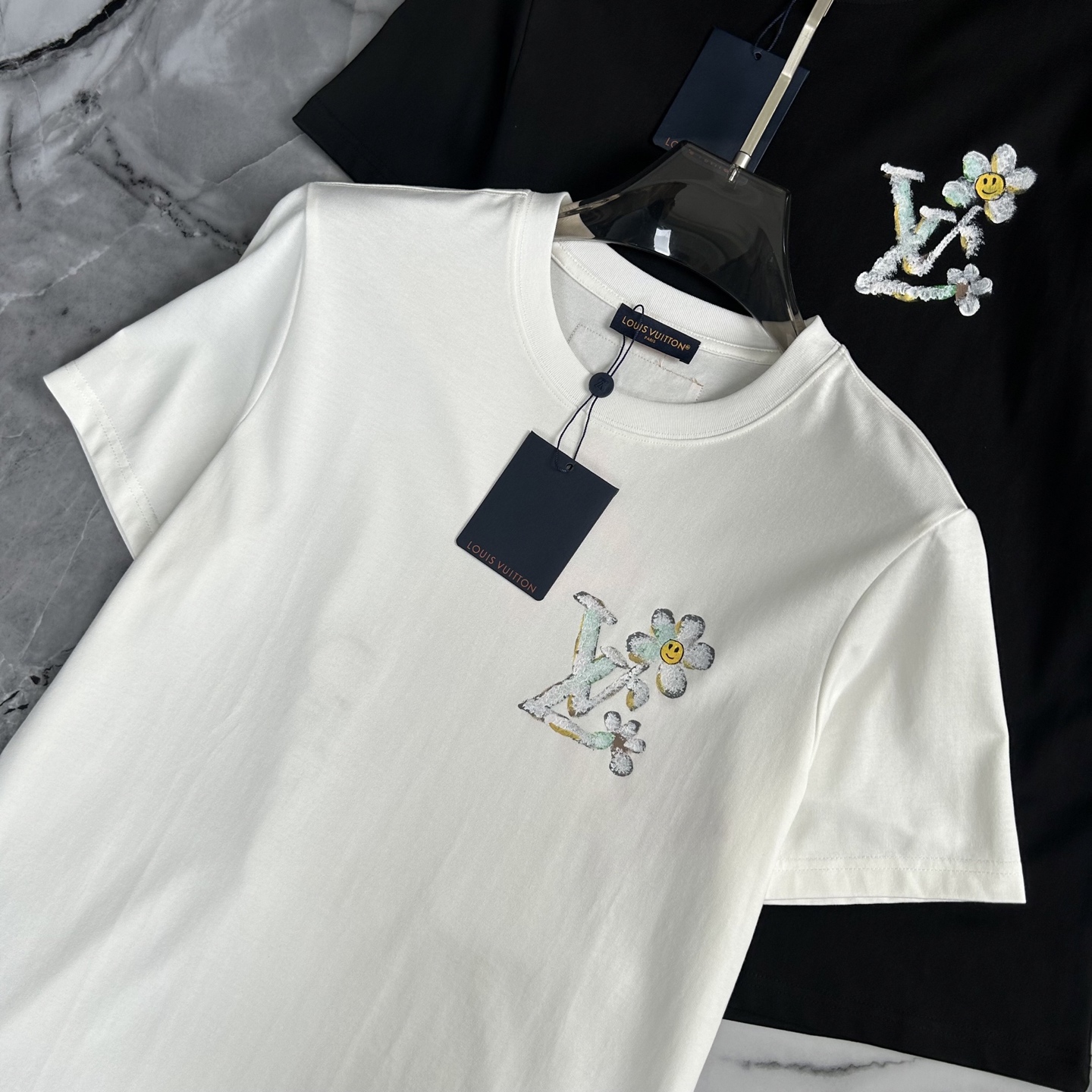 Louis Vuitton 2025 Spring T-Shirt, European Boutique Style, Fashionable, and Casual 6 i1754036640896 4924 0 4
