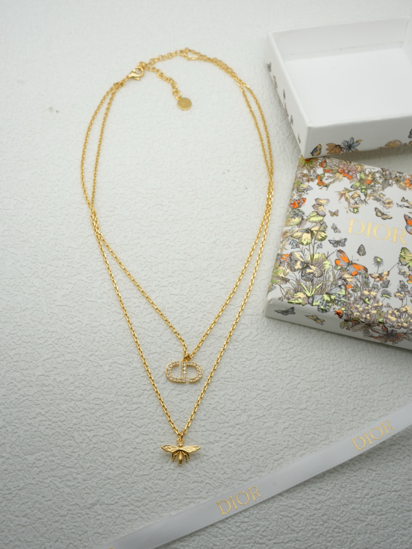 NO:103928,Dior new style gold CD diamond bee double-layer necklace, Dior necklace, dior, dior, necklace19860909迪奥新款 金色 CD钻蜜蜂双层项链,Dior项链,dior,dior,necklace,Jewelry