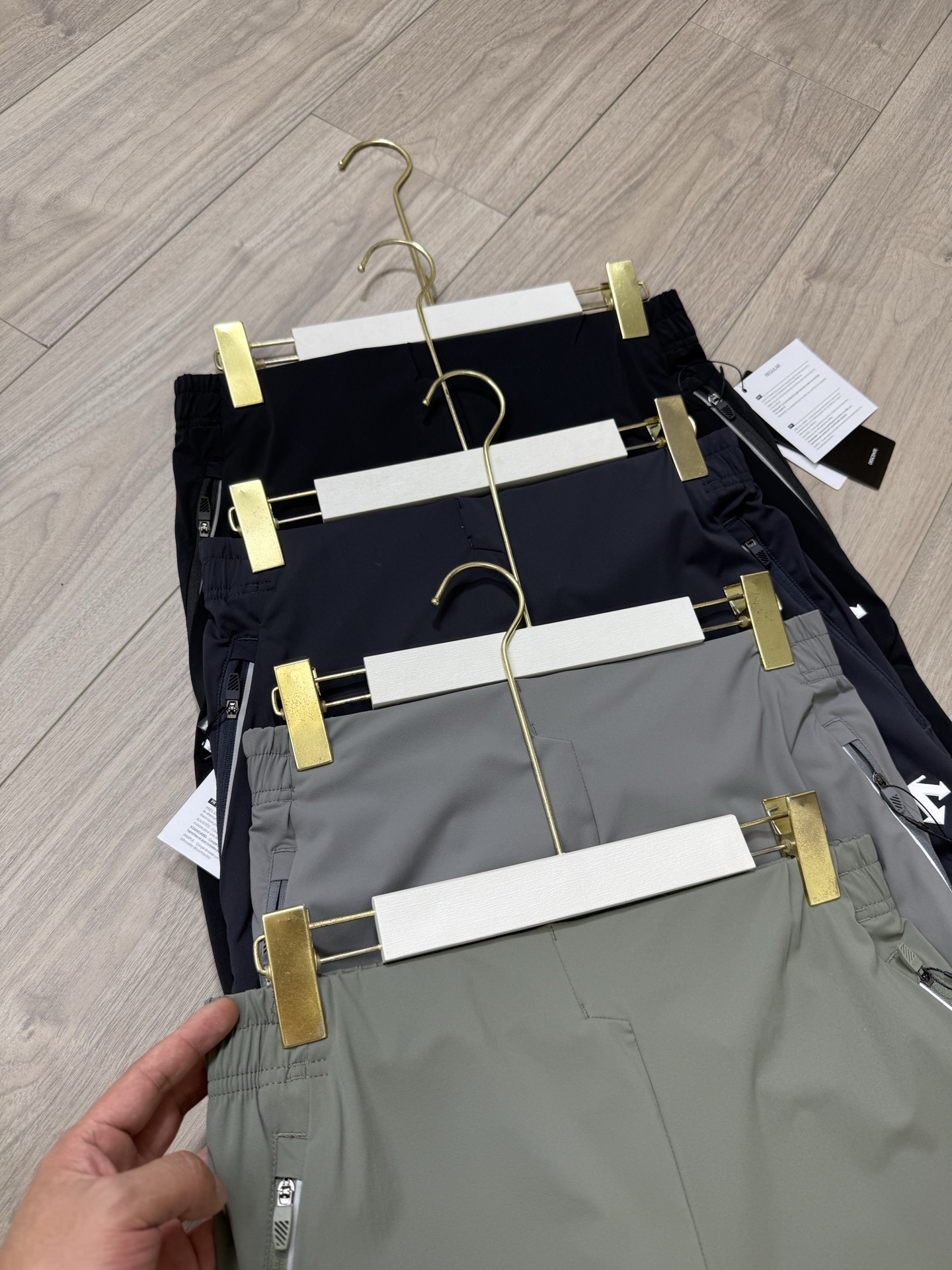 Alternative view of Pants 04554