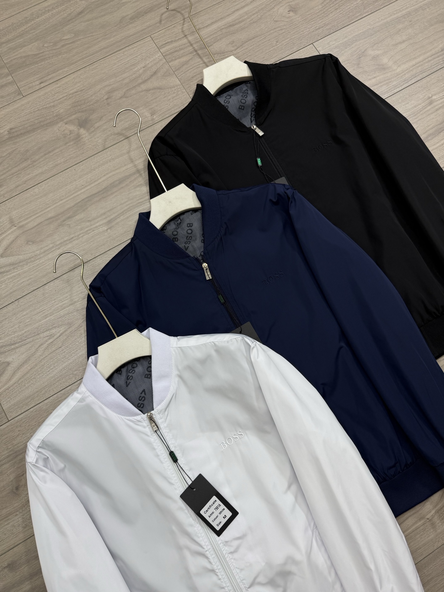 Alternative view of Jacket 04584