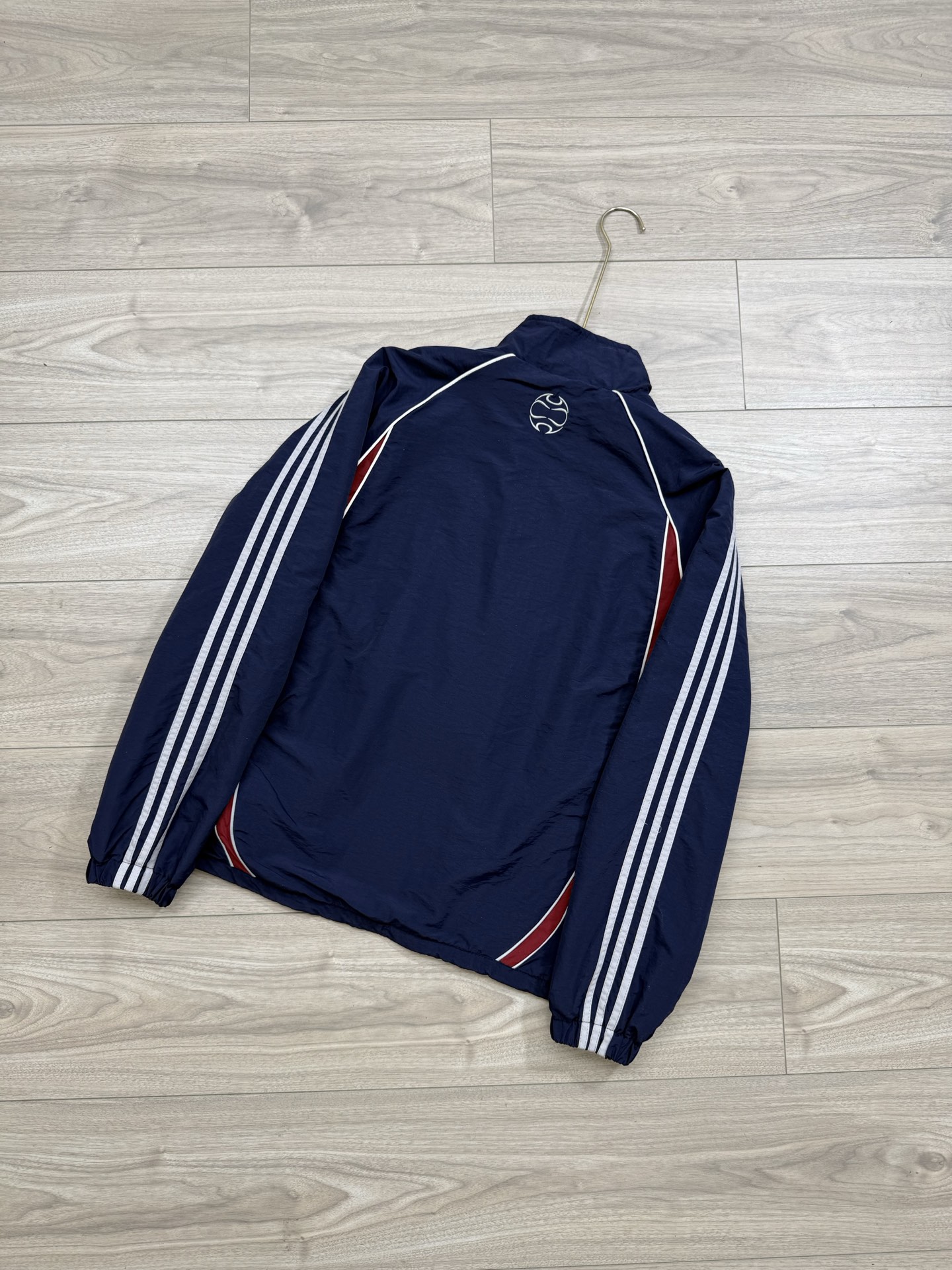 Alternative view of Jacket 04530