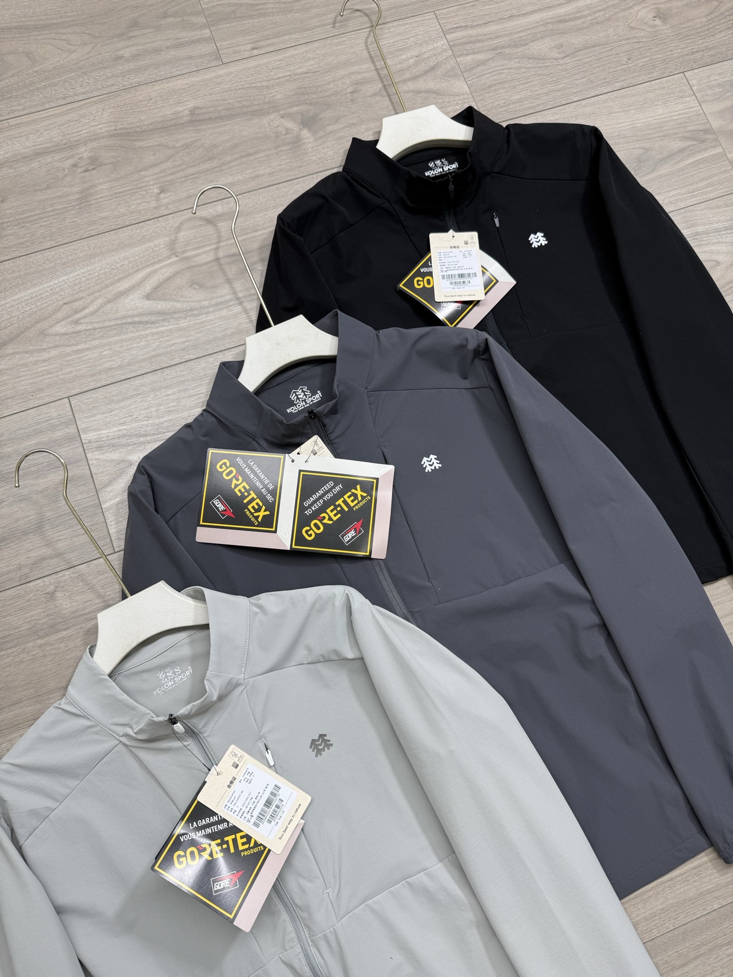 Alternative view of Jacket 04524