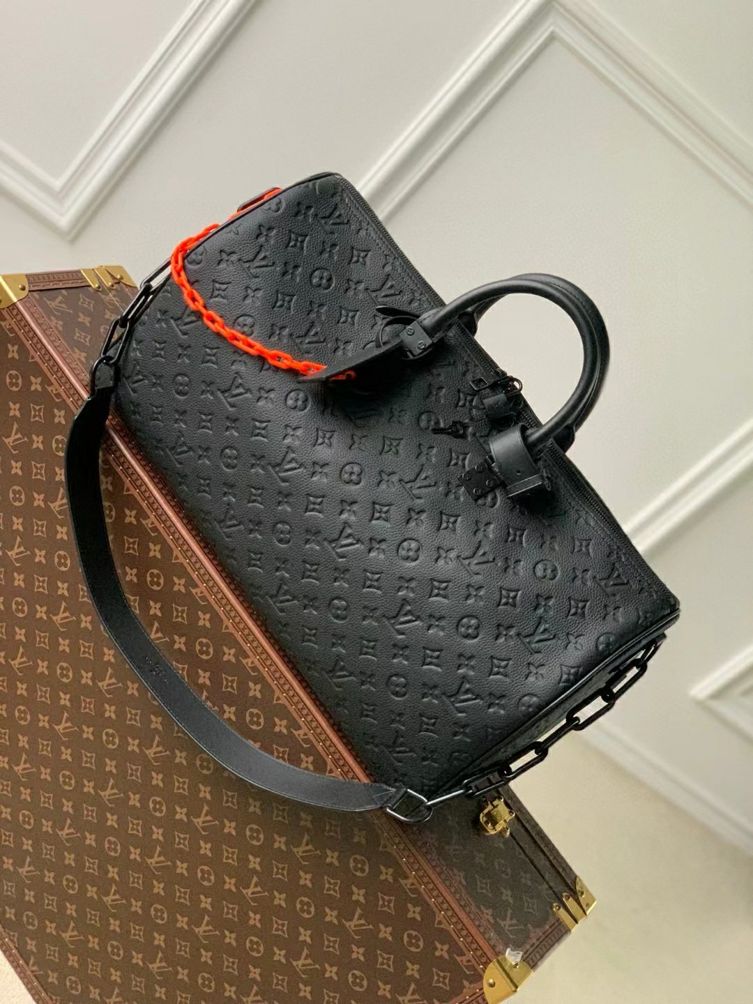 Louis Vuitton LV Keepall Zwart Taurillon M44470